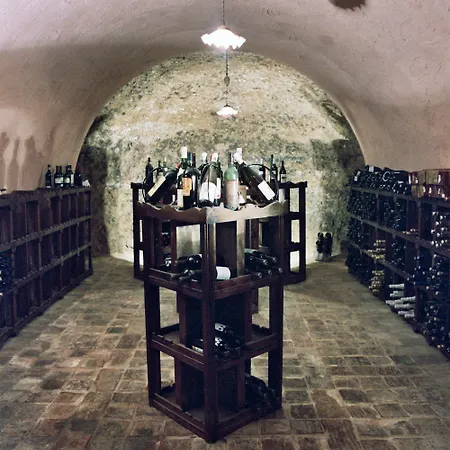 Castillo El Collado 2*