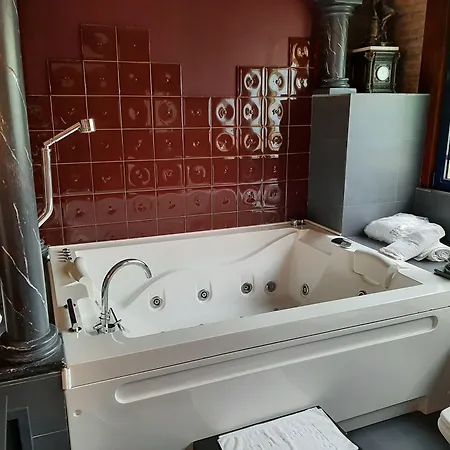 Hotel Castillo El Collado