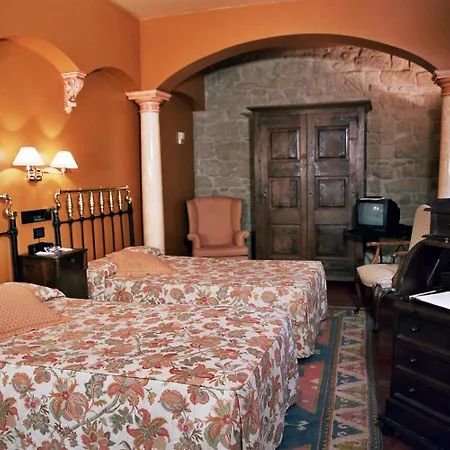 Hotel Castillo El Collado