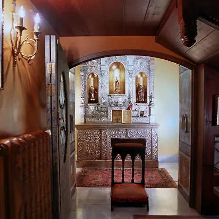 Hotel Castillo El Collado 2*