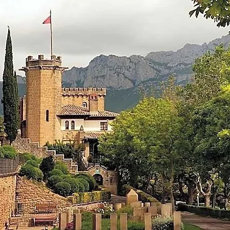 Castillo El Collado 2* La Guardia
