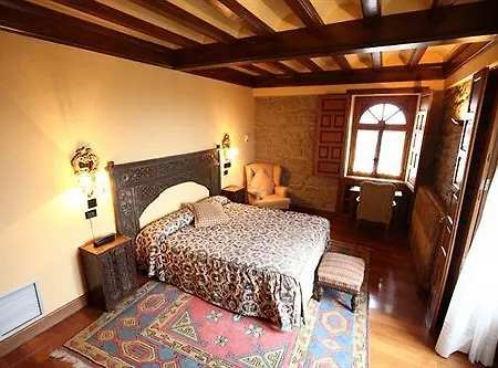 Castillo El Collado 2*