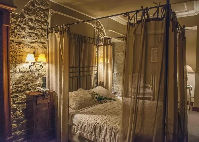 Hotel Castillo El Collado 2*